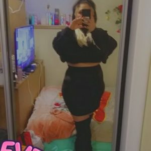 Meet your Posher, Esther